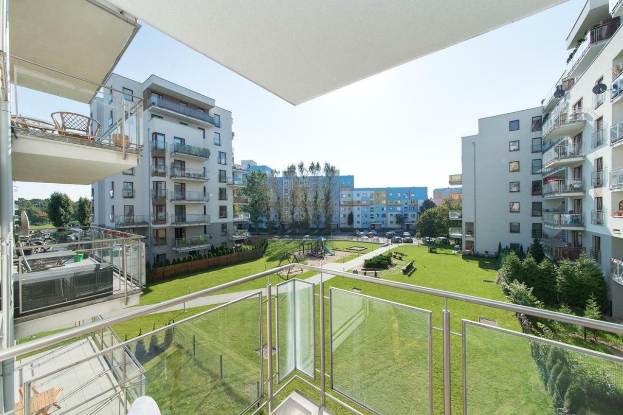 Apartment Gdansk Seaside & City Center ภายนอก รูปภาพ
